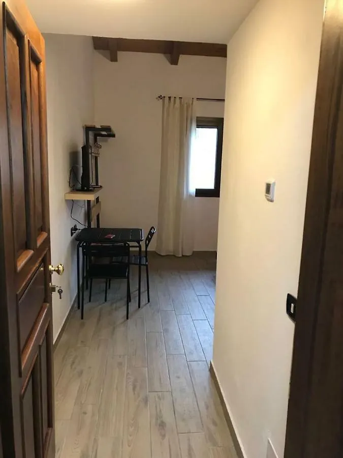 Отель La Casa Del Tiglio Модена 0*,